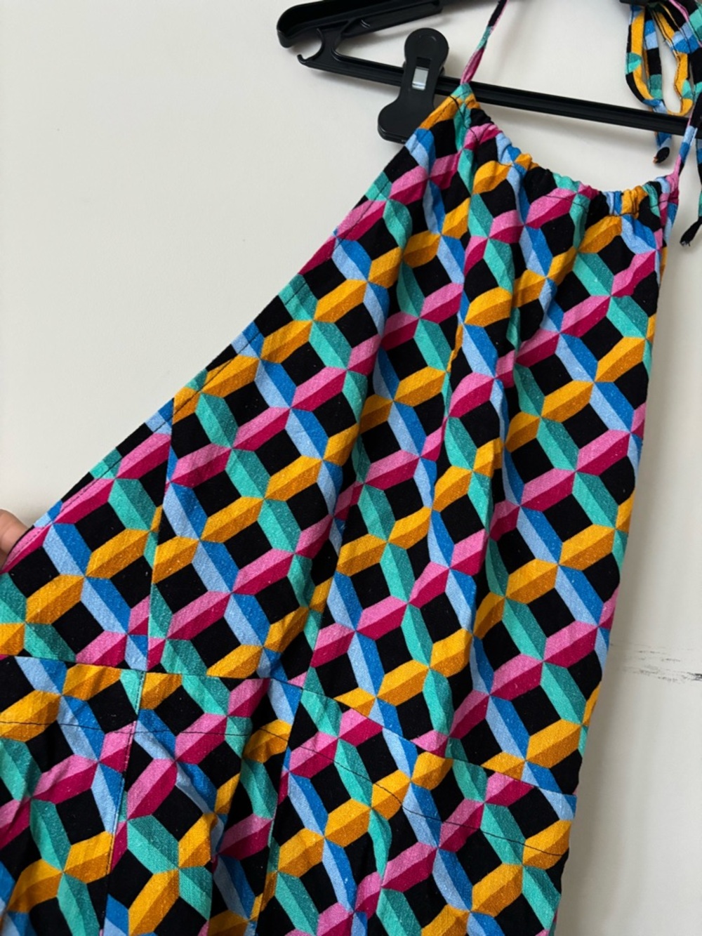 Fashion Brand Company Cinch Tie Halter Dress, Screensaver Print - Picture 5 of 8
